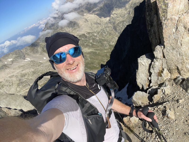 Selfie on the ladders up to the lake