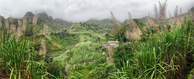 Santo Antão 4: over the ridge in the rain