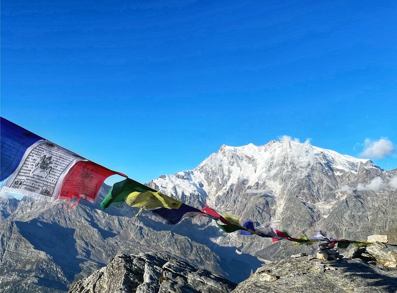 Gebedsvlaggen voor de Monte Rosa