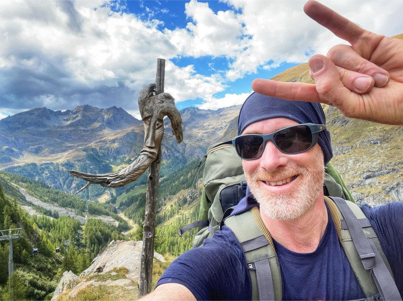 Selfie bij de wegwijzer
